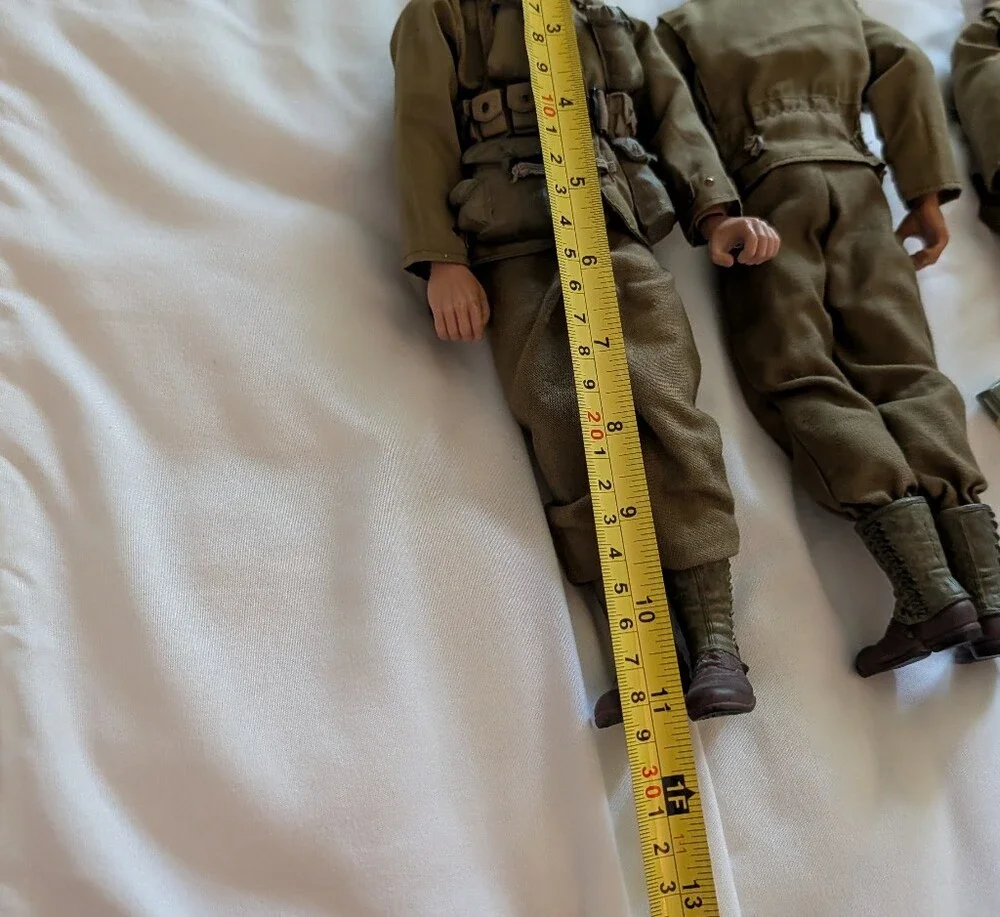 Lot of 4 1998 to 2002 Collectible 21st Century Military action figures